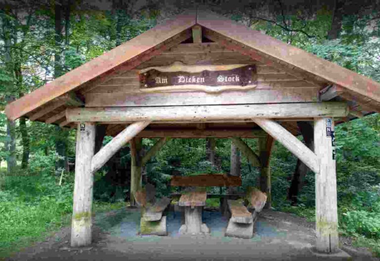 Schutzhütte Am-dicken-Stock